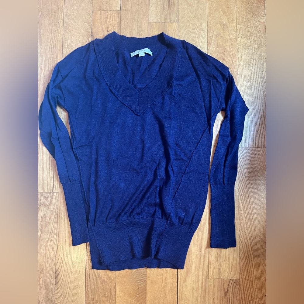 Loft spring v neck sweater